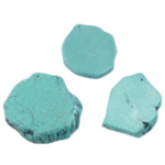 Cabochon turquoise naturelle, pepite, arqué de retour, vert, 33-46x41-49x5-6.5mm Environ 1mm, Vendu par PC