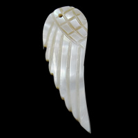 White Shell Pendants, Wing Shape Approx 1mm 