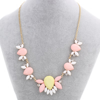Fashion Statement Necklace, Zinc Alloy, with iron chain & Resin, with 6.5cm extender chain, Flower, gold color plated, twist oval chain & faceted & with rhinestone, nickel, lead & cadmium free - Approx 17.3 Inch 