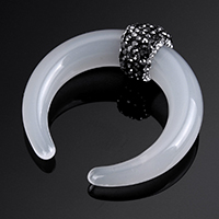 Sintético Colgante de Marfil, Marfil sintético, con Fianza de Latón & Arcilla analiar de diamantes de imitación AB, chapado en color plomo negro, Blanco, 35x39x12mm, agujero:aproximado 1.5mm, Vendido por UD