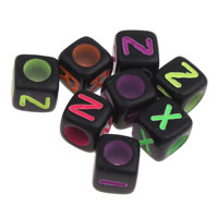 Acryl Alphabet Perlen, mit Brief Muster & gemischt & Volltonfarbe, schwarz, 6x6mm, Bohrung:ca. 3mm, ca. 3000PCs/Tasche, verkauft von Tasche