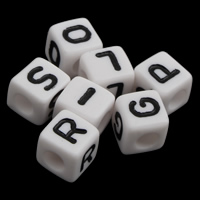 Perles lettre acrylique, cube, modèle mixte & avec le motif de lettre & couleur solide, blanc Environ 3mm, Environ Vendu par sac