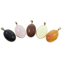 Pendentif bijoux de pierre gemme, avec laiton, ovale plat, Placage de couleur d'or, différents matériaux pour le choix Environ Vendu par PC[
