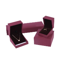 boîtes à bijoux en velours, cuir PU, avec velours de coton & plastique ABS, styles différents pour le choix, violet, Vendu par PC