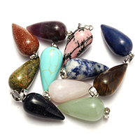 Gemstone Pendantifs en laiton, avec pierre gemme, larme, Placage de couleur argentée, différents matériaux pour le choix Environ Vendu par PC