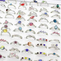 ラインス トーン亜鉛合金指のリング, 亜鉛合金, プラチナカラーメッキ, 女性用 & ライン石のある, ミックスカラー, 鉛、カドミウムフリー 0c - サイズ:6.5, 100パソコン/ボックス, 売り手 ボックス