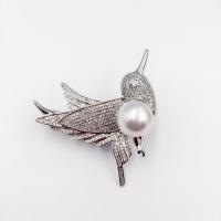 South Sea Shell Brooch, Brass, with Shell Pearl, Bird, platinum plated, Unisex & micro pave cubic zirconia 