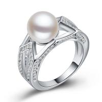 Brass Finger Ring, with Freshwater Pearl, real silver plated & for woman & with rhinestone, 10.5mm 