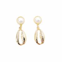 Zinc Alloy Drop Earring, with Trumpet Shell & for woman, golden 