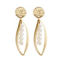 Plastic Pearl Zinc Alloy Earring, with Plastic Pearl, gold color plated, fashion jewelry & for woman 