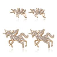 Cubic Zirconia Micro Pave Brass Pendant, Unicorn, gold color plated & micro pave cubic zirconia, metallic color plated  