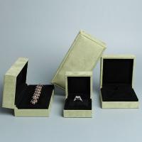 boîtes à bijoux en velours, daimcuir suédé, durable & styles différents pour le choix, vert, Vendu par PC