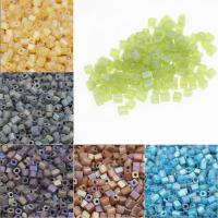 Perles de verre en couleurs Givré , perles de rocaille en verre, cadre, plus de couleurs à choisir, 4*4mm  Vendu par lot