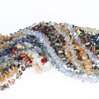 Dreieckiger Kristall Perlen, DIY, mehrere Farben vorhanden, 5*4mm, Bohrung:ca. 1mm, verkauft von Strang