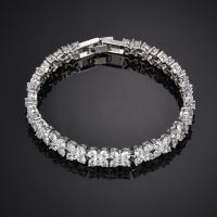 Bracelets Zircon cubique (CZ), Alliage de cuivre, Placage de couleur argentée, pavé de micro zircon & pour femme, blanc, 8mm .889 pouce, Vendu par brin