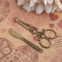 Zinc Alloy Scissors Pendants, fashion jewelry & DIY 