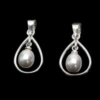 Cultured Freshwater Pearl Brass Pendant, with Freshwater Pearl, Teardrop, silver color plated 5mm-6mm Approx 3mm 