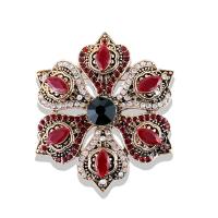 Zinc Alloy Jewelry Brooch, plated & for woman & with rhinestone 