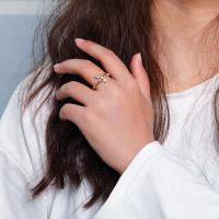 Rhinestone Zinc Alloy Finger Ring, fashion jewelry & for woman & with rhinestone, gold, 16mm 