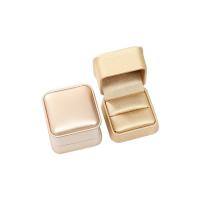Cuero de PU Caja para un anillo solo, Cuadrado, diferentes estilos para la opción, 58x58x45mm, Vendido por UD