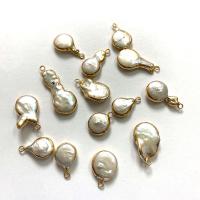 Cultured Freshwater Pearl Brass Pendant, with Brass, irregular, gold color plated, fashion jewelry & DIY, 8x10- 