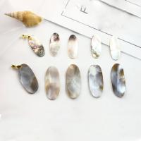 Brass Shell Pendants, Freshwater Shell, with Brass, gold color plated, fashion jewelry 