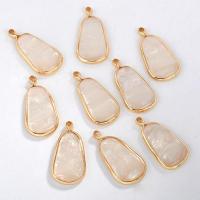 Resin Brass Pendants, with Resin, gold color plated, DIY & for woman, gold Approx 1.8mm 