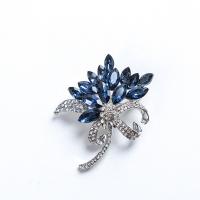 Rhinestone Zinc Alloy Brooch, with Crystal, Flower, platinum color plated, for woman & with rhinestone 