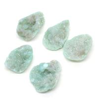 Agate Pendants de Quartz , agate quartz de glace, Irrégulière, Style druze Crystal hole & unisexe, vert clair, 20x25- Vendu par PC