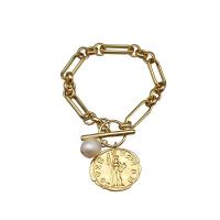bracelet en laiton de perle d'eau douce cultivée, avec perle d'eau douce cultivée, Placage de couleur d'or, styles différents pour le choix & pour femme, 190mm, Vendu par PC