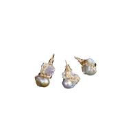 Kultivierten Süßwasser Perle Messing Anhänger, Perlen, mit Messing, Unregelmäßige, goldfarben plattiert, unisex, weiß, 20-40mm, verkauft von PC