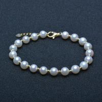 bracelet en laiton de perle d'eau douce cultivée, avec laiton, Rond, Placage de couleur d'or, pour femme, blanc, 6-7mm .1 pouce, Vendu par PC