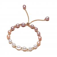 bracelet en laiton de perle d'eau douce cultivée, avec laiton, avec 4cm chaînes de rallonge, Plaqué d'or 14K, Naturel & bijoux de mode & pour femme, 67mmmm cm, Vendu par brin