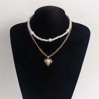 Collier de perles en plastique, alliage de zinc, avec Plastique ABS perle, Placage de couleur d'or, 2 pièces & bijoux de mode & pour femme, doré, 30mm cm, Vendu par fixé