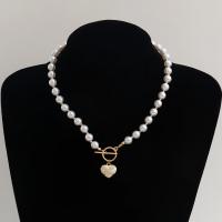 Collar de perlas de plástico, aleación de zinc, con Perlas de plástico ABS, chapado en color dorado, Joyería & para mujer & esmalte, dorado, 20mm, longitud:42 cm, Vendido por Sarta