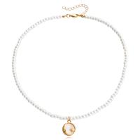 Plastik-Perlenkette, Zinklegierung, mit ABS-Kunststoff-Perlen & Harz, goldfarben plattiert, Modeschmuck & für Frau, zwei verschiedenfarbige, 20mm, Länge:42 cm, verkauft von Strang
