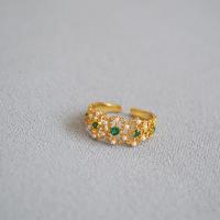 Латунное кольцо с стразами, Латунь, с Пластиковая жемчужина, плакирован золотом, Регулируемый & Женский & со стразами, продается PC