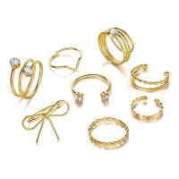 En alliage de zinc Bague, Placage de couleur d'or, 8 pièces & bijoux de mode & pour femme & avec strass, doré, Vendu par fixé