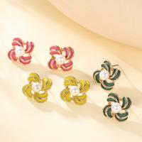 Plastic Pearl Zinc Alloy Earring, with Plastic Pearl, Pinwheel, gold color plated, fashion jewelry & for woman 
