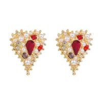 Plastic Pearl Zinc Alloy Earring, with Plastic Pearl, Heart, gold color plated, fashion jewelry & for woman & with rhinestone 