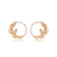 Plastic Pearl Zinc Alloy Earring, with Plastic Pearl, 18K gold plated, fashion jewelry & for woman, golden 