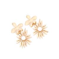 Plastic Pearl Zinc Alloy Earring, with Plastic Pearl, Flower, plated, fashion jewelry, golden 