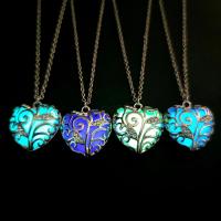 Zinc Alloy Necklace, with Night-Light Stone, Heart, plated, fashion jewelry & with rhinestone & hollow Approx 28.6 cm 