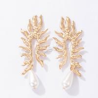 Plastic Pearl Zinc Alloy Earring, with Plastic Pearl, gold color plated, fashion jewelry & for woman, two different colored 