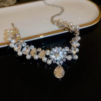 collier de Stras en alliage Zinc, alliage de zinc, avec perle de plastique, bijoux de mode & pour femme & avec strass, argent Environ 40.6 cm, Vendu par PC[