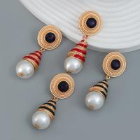 Pendiente de aleación de cinc con perlas plásticas, aleación de zinc, con Perlas plásticas, para mujer & esmalte & con diamantes de imitación, más colores para la opción, 66x24mm, Vendido por Par[