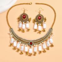 Rhinestone Zinc Alloy Jewelry Set, earring & necklace, with Shell & Rhinestone & Plastic Pearl, gold color plated, 2 pieces & fashion jewelry & for woman, mixed colors Approx 32-42 cm [