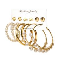 alliage de zinc Boucles d'oreilles, avec perle de plastique, Placage, 6 pièces & bijoux de mode & styles différents pour le choix & pour femme & avec strass, plus de couleurs à choisir, Vendu par fixé[