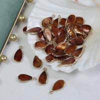 pendentif en laiton de perle d'eau douce cultivée, avec laiton, larme, Placage de couleur d'or, teints & DIY, brun Vendu par PC[