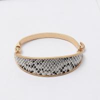 Fashion Zinc Alloy Bangle, fashion jewelry & for woman, Inner Approx 65mm 